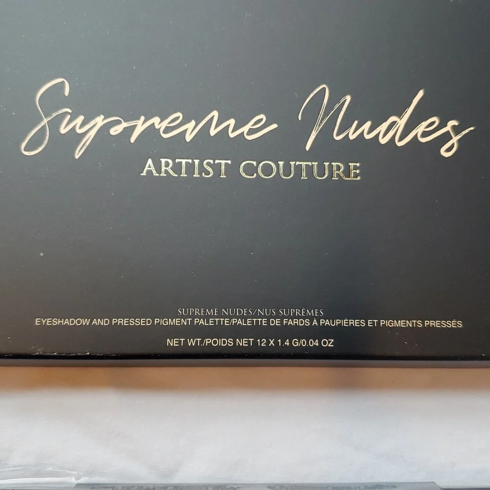 Artist Couture Supreme Nudes 12 pan eyeshadow palette New